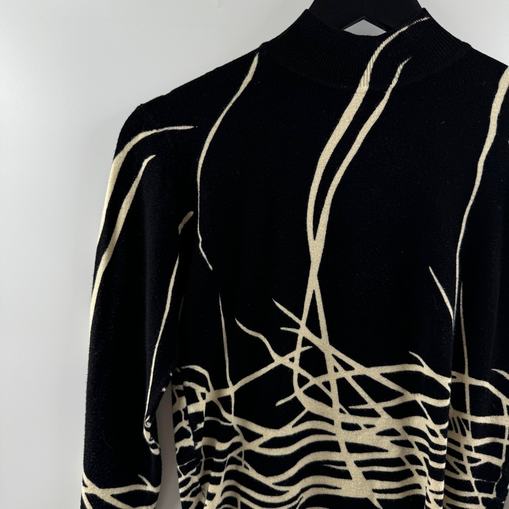 Juliana Y2K Vintage Black Abstract Knit Sweater Size Small - Picture 2 of 5